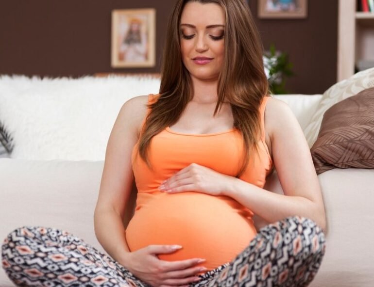 Tips For Managing High-Risk Pregnancy - Dr Shweta Mendiratta